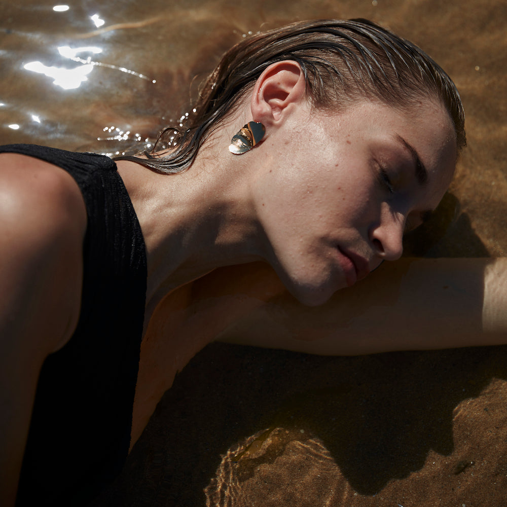 GRANDES BOUCLES D'OREILLE MOUVEMENT